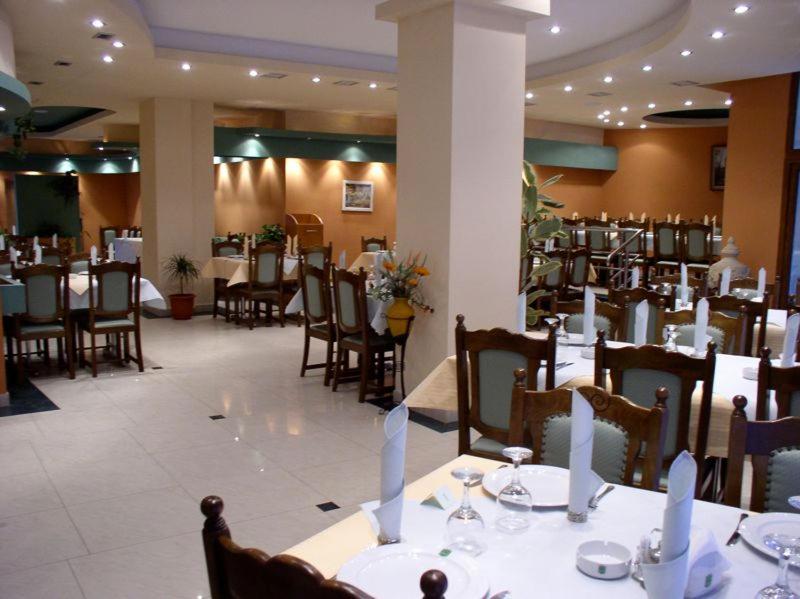 Rex Hotel Tulcea Luaran gambar